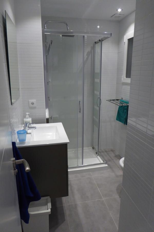 ולנסיה Malvarossa Apartment Near Beach מראה חיצוני תמונה